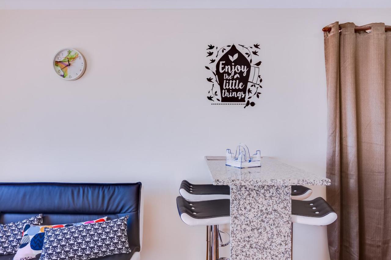 Sky - Wonderful View To The Beach - Quarteira Exterior photo